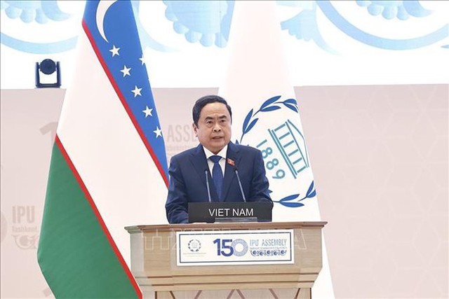 Top legislator calls stronger actions to build prosperous and sustainable world